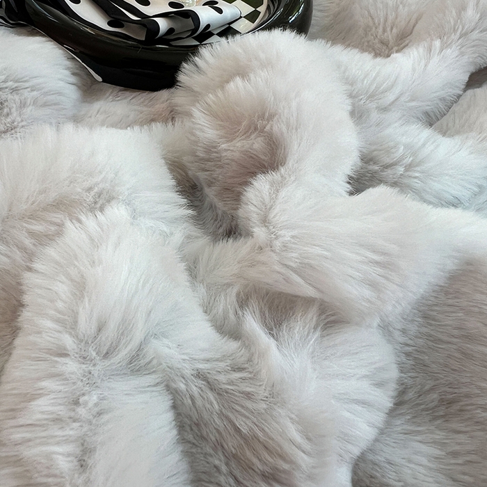 91家纺网 家纺一手货源 找家纺 梦舒羽 2025新款兔毛绒水晶绒床垫保护套牛奶绒床垫套单品床笠单件床笠 兔毛绒泡泡-梦幻浅灰