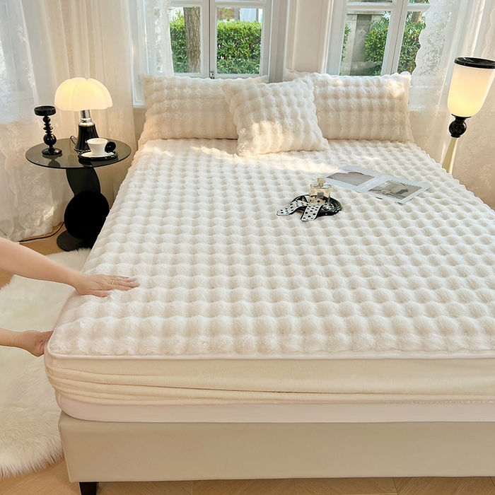 91家纺网 家纺一手货源 找家纺 梦舒羽 2025新款兔毛绒水晶绒床垫保护套牛奶绒床垫套单品床笠单件床笠 兔毛绒泡泡-晨曦白