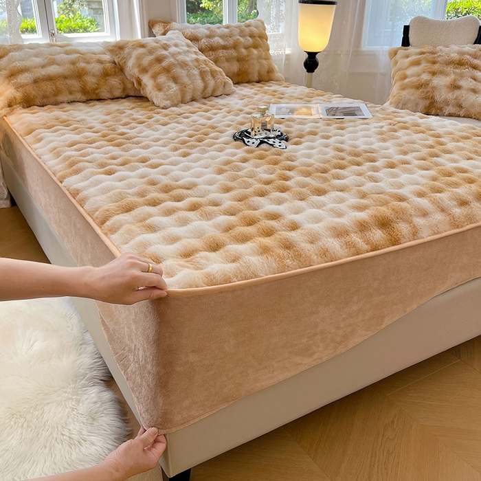 91家纺网 家纺一手货源 找家纺 梦舒羽 2025新款兔毛绒水晶绒床垫保护套牛奶绒床垫套单品床笠单件床笠 兔毛绒泡泡-梦幻奶咖