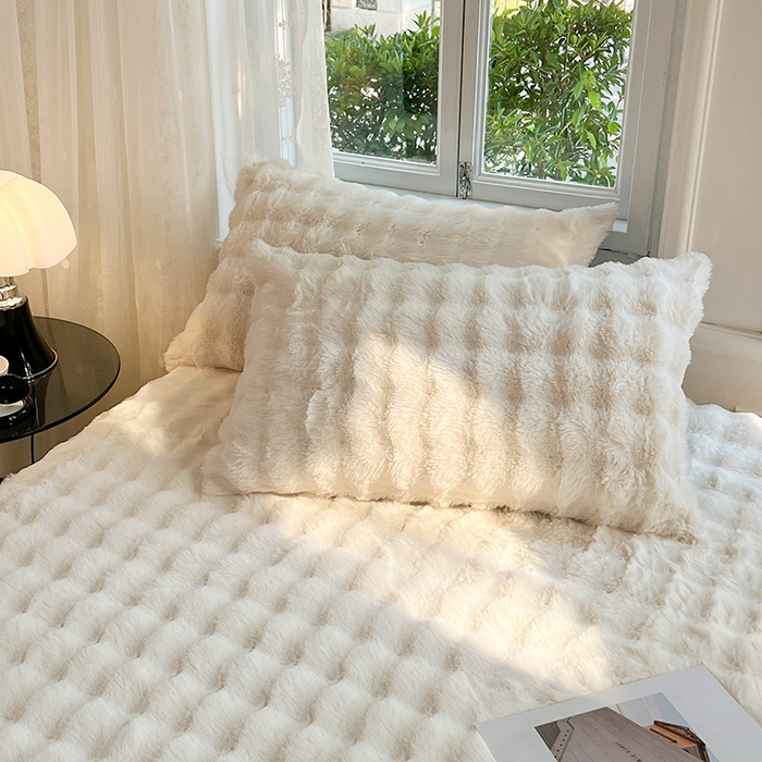 91家纺网 家纺一手货源 找家纺 梦舒羽 2025新款兔毛绒水晶绒床垫保护套牛奶绒床垫套单品床笠单件床笠 兔毛绒泡泡-晨曦白