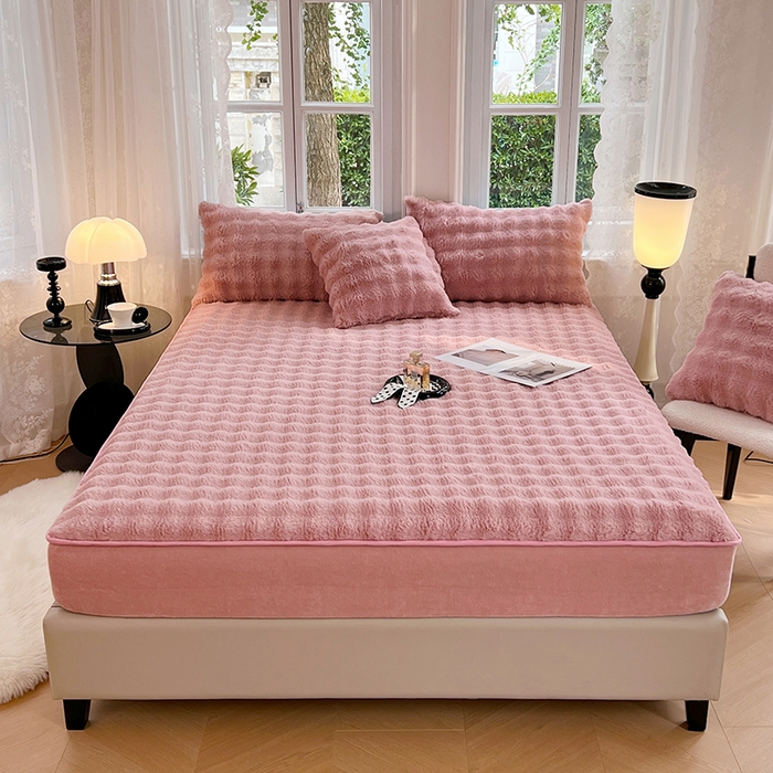 91家纺网 家纺一手货源 找家纺 梦舒羽 2025新款兔毛绒水晶绒床垫保护套牛奶绒床垫套单品床笠单件床笠 兔毛绒泡泡-云梦粉