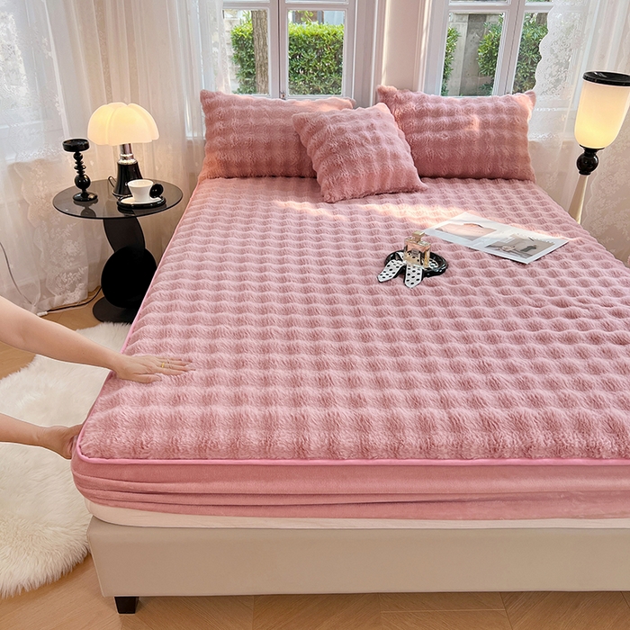 91家纺网 家纺一手货源 找家纺 梦舒羽 2025新款兔毛绒水晶绒床垫保护套牛奶绒床垫套单品床笠单件床笠 兔毛绒泡泡-云梦粉