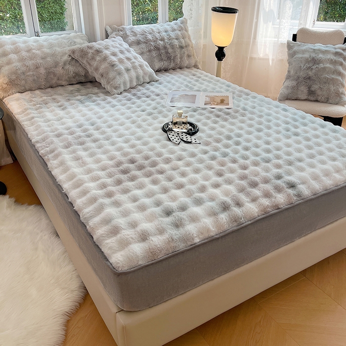 91家纺网 家纺一手货源 找家纺 梦舒羽 2025新款兔毛绒水晶绒床垫保护套牛奶绒床垫套单品床笠单件床笠 兔毛绒泡泡-梦幻浅灰