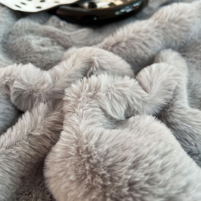 91家纺网 家纺一手货源 找家纺 梦舒羽 2025新款兔毛绒水晶绒床垫保护套牛奶绒床垫套单品床笠单件床笠 兔毛绒泡泡-烟雨灰