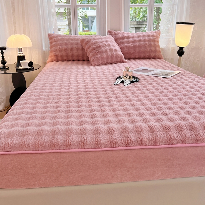 91家纺网 家纺一手货源 找家纺 梦舒羽 2025新款兔毛绒水晶绒床垫保护套牛奶绒床垫套单品床笠单件床笠 兔毛绒泡泡-云梦粉