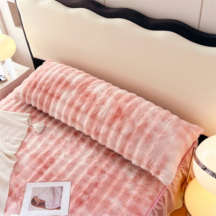 91家纺网 家纺一手货源 找家纺 梦舒羽 2025新款兔毛绒双人枕套牛奶绒加长情侣枕芯套雪花绒枕头套 兔毛绒泡泡-梦幻樱粉