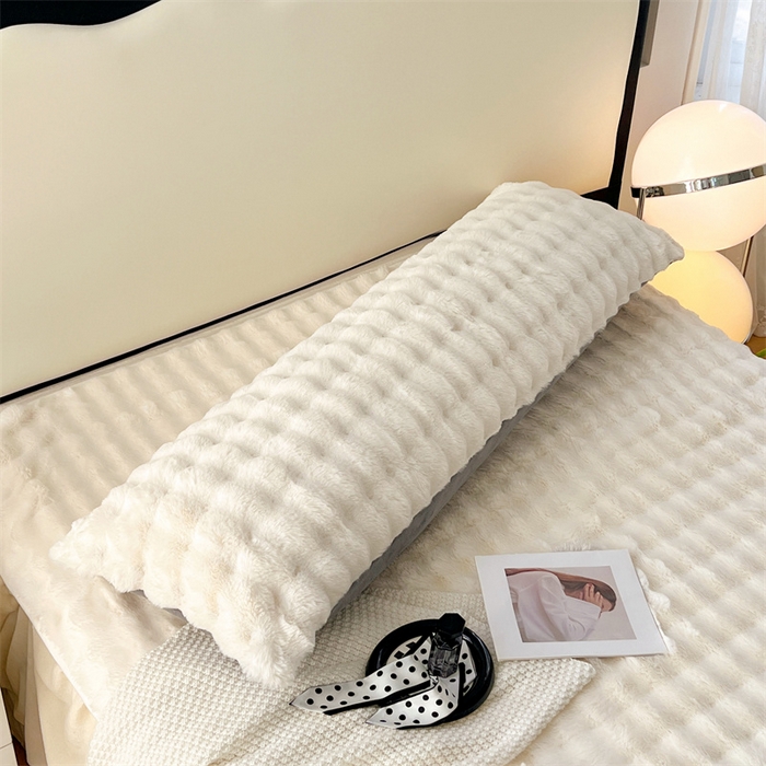 91家纺网 家纺一手货源 找家纺 梦舒羽 2025新款兔毛绒双人枕套牛奶绒加长情侣枕芯套雪花绒枕头套 兔毛绒泡泡-晨曦白