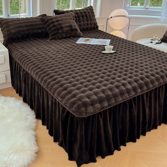 91家纺网 家纺一手货源 找家纺 梦舒羽 2025新款兔毛绒水晶绒床垫保护罩牛奶绒床垫床单罩单件床裙单品床裙 兔毛绒泡泡-咖啡色