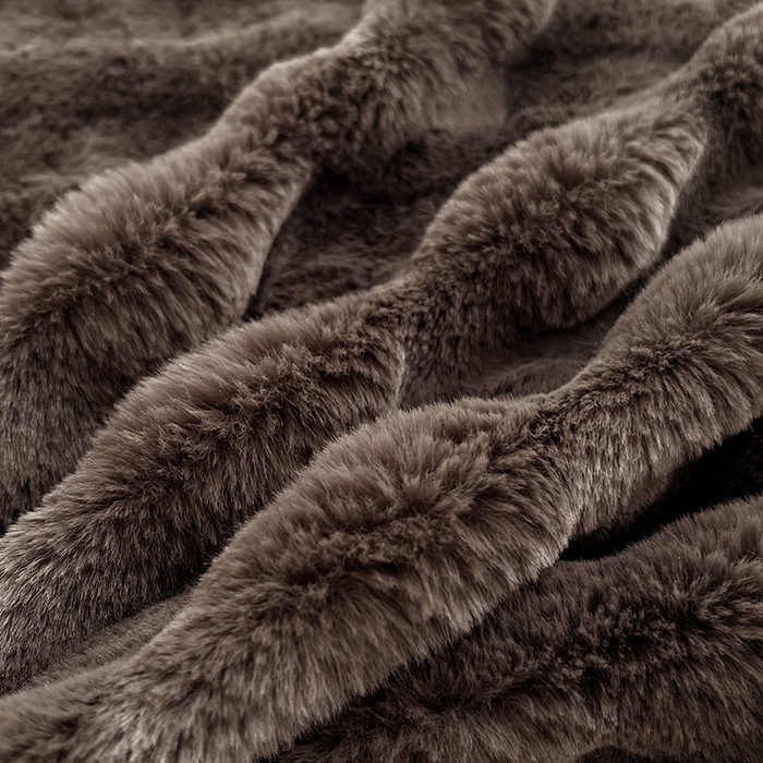 91家纺网 家纺一手货源 找家纺 梦舒羽 2025新款兔毛绒水晶绒床垫保护罩牛奶绒床垫床单罩单件床裙单品床裙 兔毛绒泡泡-咖啡色