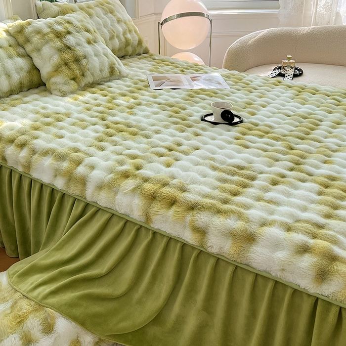 91家纺网 家纺一手货源 找家纺 梦舒羽 2025新款兔毛绒水晶绒床垫保护罩牛奶绒床垫床单罩单件床裙单品床裙 兔毛绒泡泡-梦幻果绿