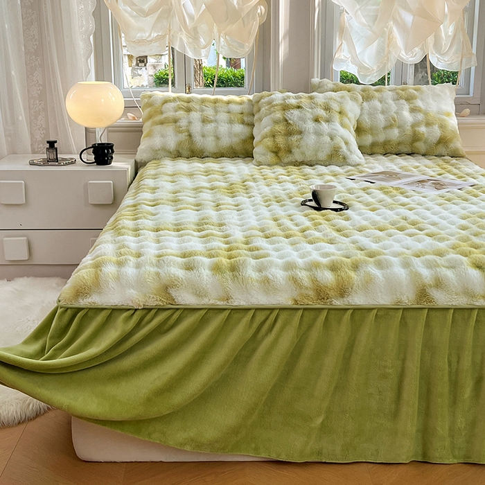 91家纺网 家纺一手货源 找家纺 梦舒羽 2025新款兔毛绒水晶绒床垫保护罩牛奶绒床垫床单罩单件床裙单品床裙 兔毛绒泡泡-梦幻果绿