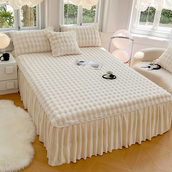 91家纺网 家纺一手货源 找家纺 梦舒羽 2025新款兔毛绒水晶绒床垫保护罩牛奶绒床垫床单罩单件床裙单品床裙 兔毛绒泡泡-晨曦白