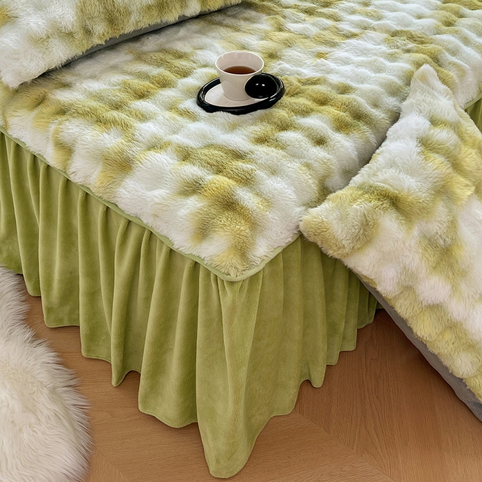 91家纺网 家纺一手货源 找家纺 梦舒羽 2025新款兔毛绒水晶绒床垫保护罩牛奶绒床垫床单罩单件床裙单品床裙 兔毛绒泡泡-梦幻果绿