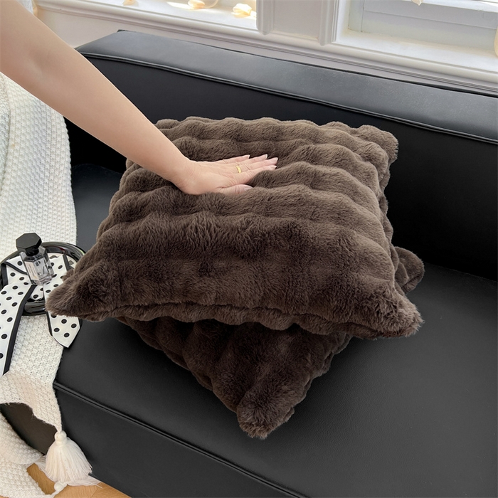 91家纺网 家纺一手货源 找家纺 梦舒羽 2025新款兔毛绒抱枕套单人牛奶绒枕芯套雪花绒宿舍枕头套 兔毛绒泡泡-咖啡色