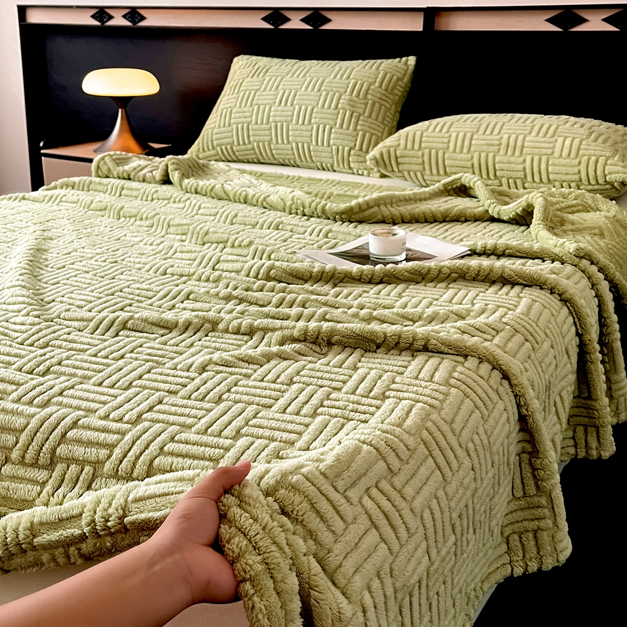 91家纺网 家纺一手货源 找家纺 （总）世纪绒品 2025新款A类几何牛奶绒提花毛毯