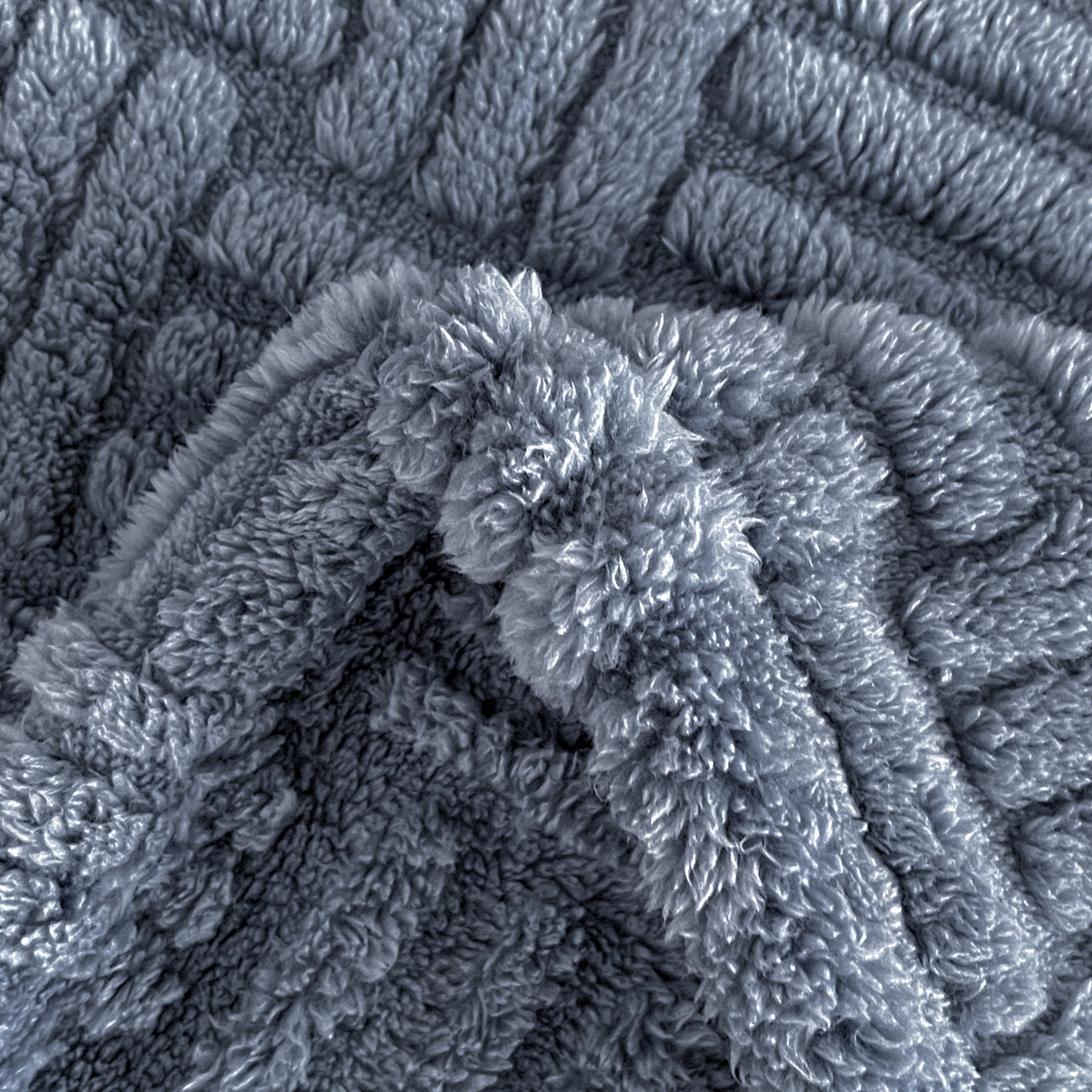 91家纺网 家纺一手货源 找家纺 世纪绒品 2025新款A类几何牛奶绒提花毛毯 几何-深海蓝