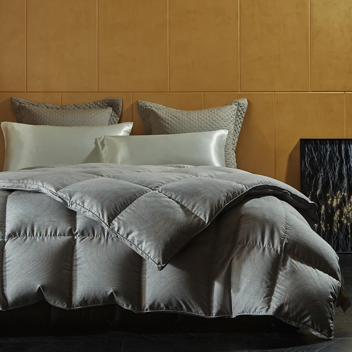 91家纺网 家纺一手货源 找家纺 暖羽屋羽绒馆 2025新款95白鹅绒被芯拉斐尔羽绒被子加厚冬被双人2米春秋被 婚庆鹅绒被 X 迷幻梦境