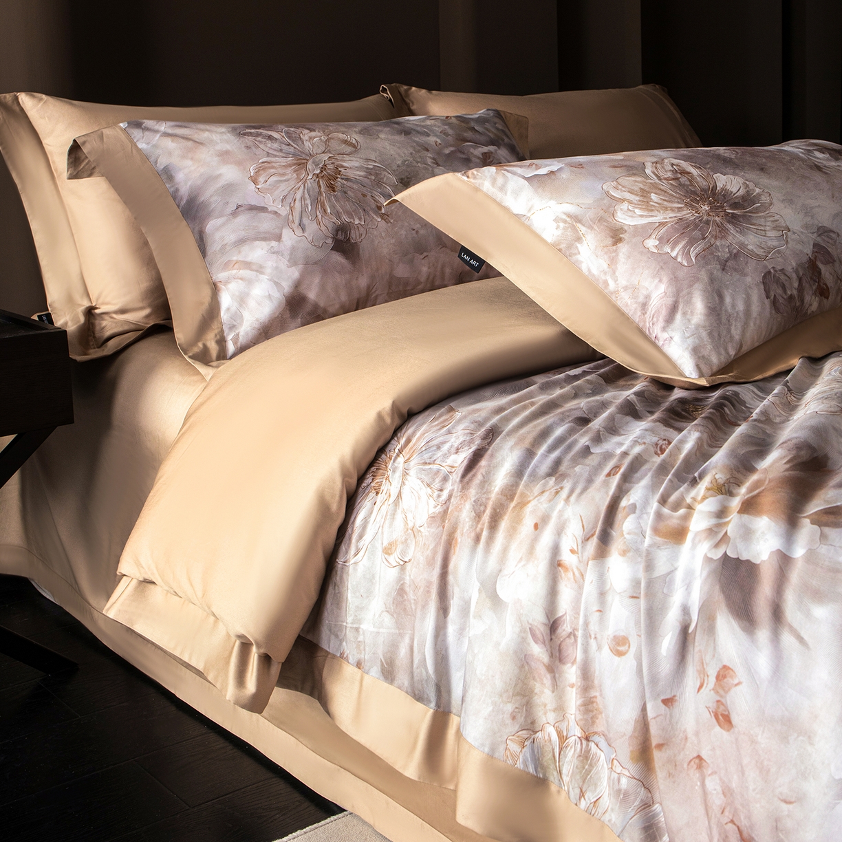 91家纺网 家纺一手货源 找家纺 洺兰家居 2025新款100支全棉新疆棉单拼角工艺款四件套长绒棉贴边床单床笠床上用品套件专（控价标准275加大285床笠275） 云锦