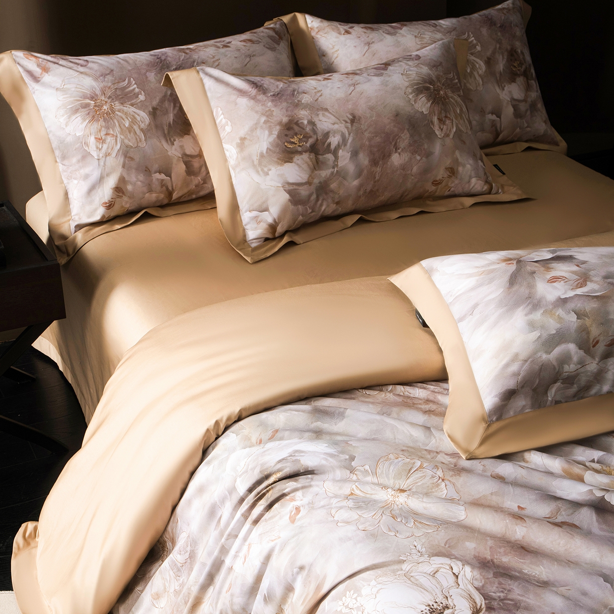 91家纺网 家纺一手货源 找家纺 洺兰家居 2025新款100支全棉新疆棉单拼角工艺款四件套长绒棉贴边床单床笠床上用品套件专（控价标准275加大285床笠275） 云锦