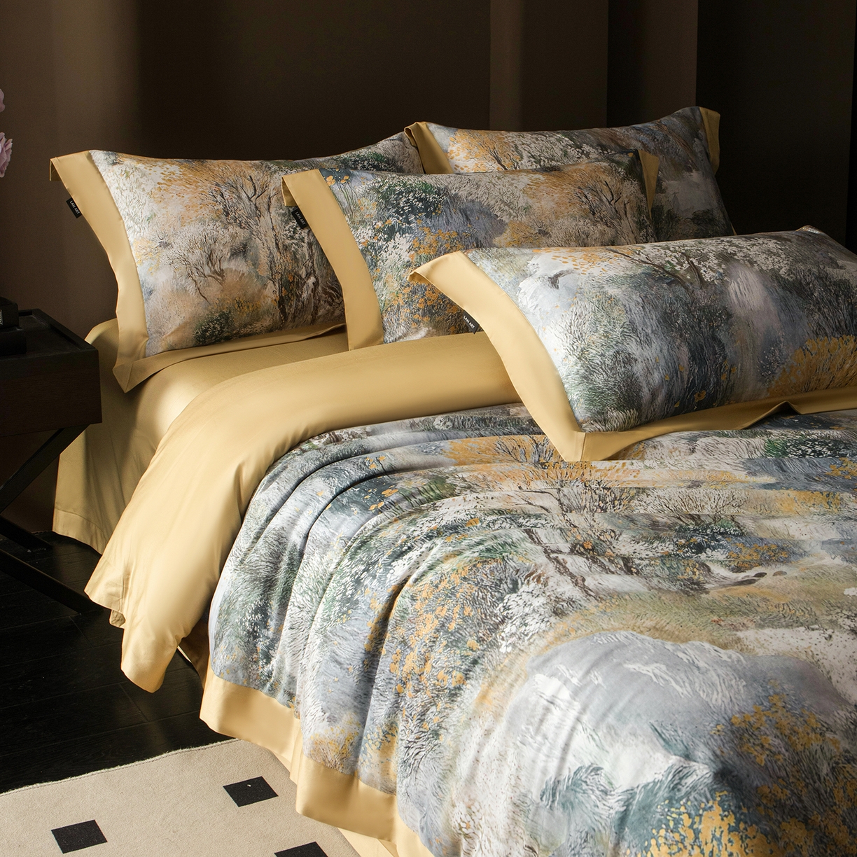 91家纺网 家纺一手货源 找家纺 洺兰家居 2025新款100支全棉新疆棉单拼角工艺款四件套长绒棉贴边床单床笠床上用品套件专（控价标准275加大285床笠275） 雾都