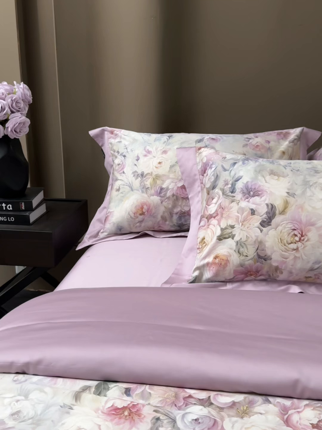 91家纺网 家纺一手货源 找家纺 洺兰家居 2025新款100支全棉新疆棉单拼角工艺款四件套长绒棉贴边床单床笠床上用品套件专（控价标准275加大285床笠275） 洛缇