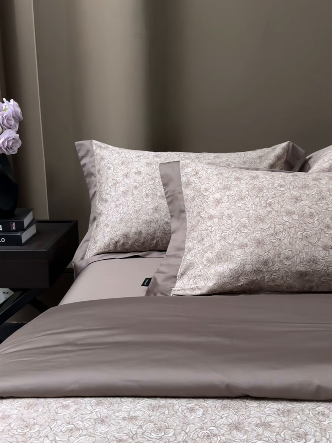 91家纺网 家纺一手货源 找家纺 洺兰家居 2025新款100支全棉新疆棉单拼角工艺款四件套长绒棉贴边床单床笠床上用品套件专（控价标准275加大285床笠275） 劳伦