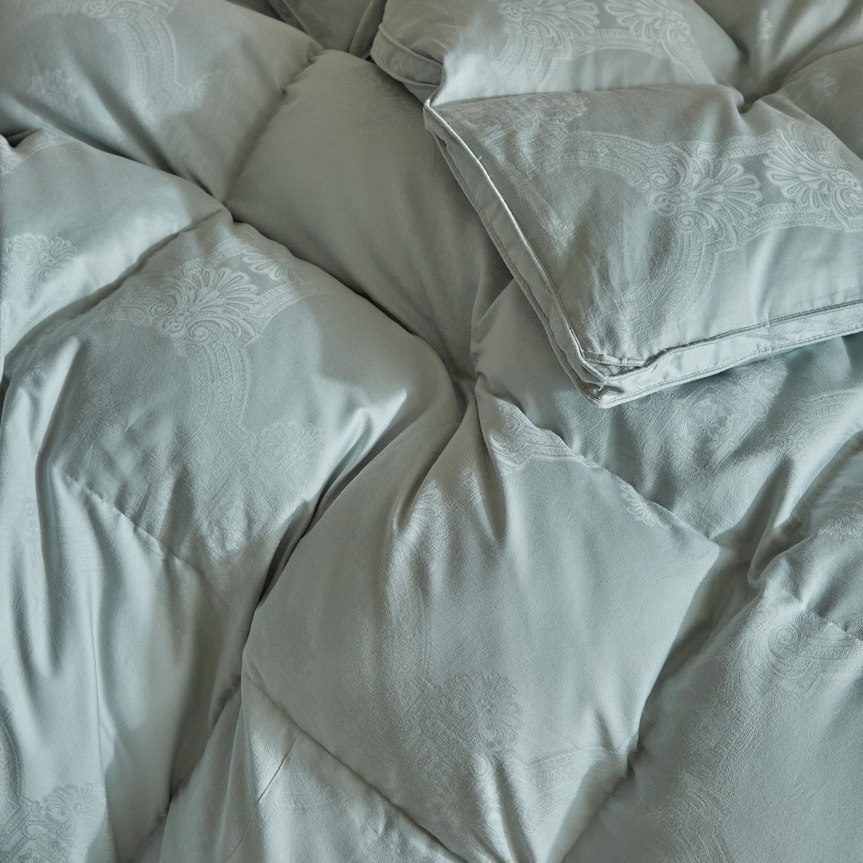 91家纺网 家纺一手货源 找家纺 暖羽屋羽绒馆 2025新款国标95白鹅绒被子 羽绒被芯60s大提花羽绒被 双人鹅绒被2米 婚庆被子 普希斯 蓝