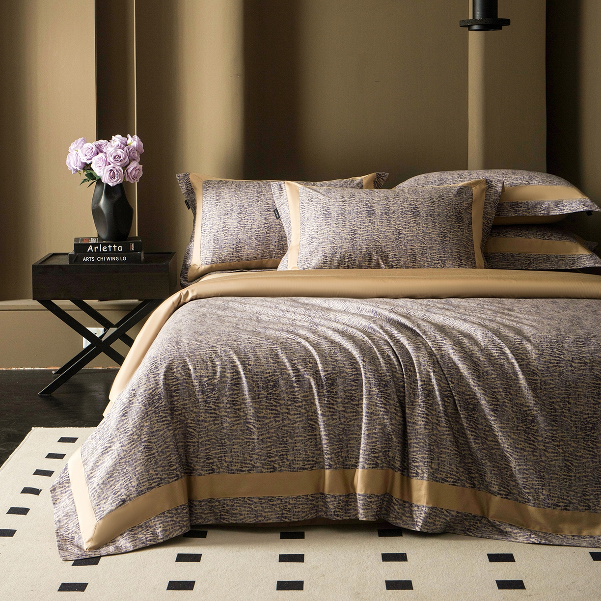 91家纺网 家纺一手货源 找家纺 洺兰家居 2025新款100支全棉新疆棉贴布工艺款四件套长绒棉贴边床单床笠床上用品套件专版（控价标准275加大285床笠275） 古娅-咖