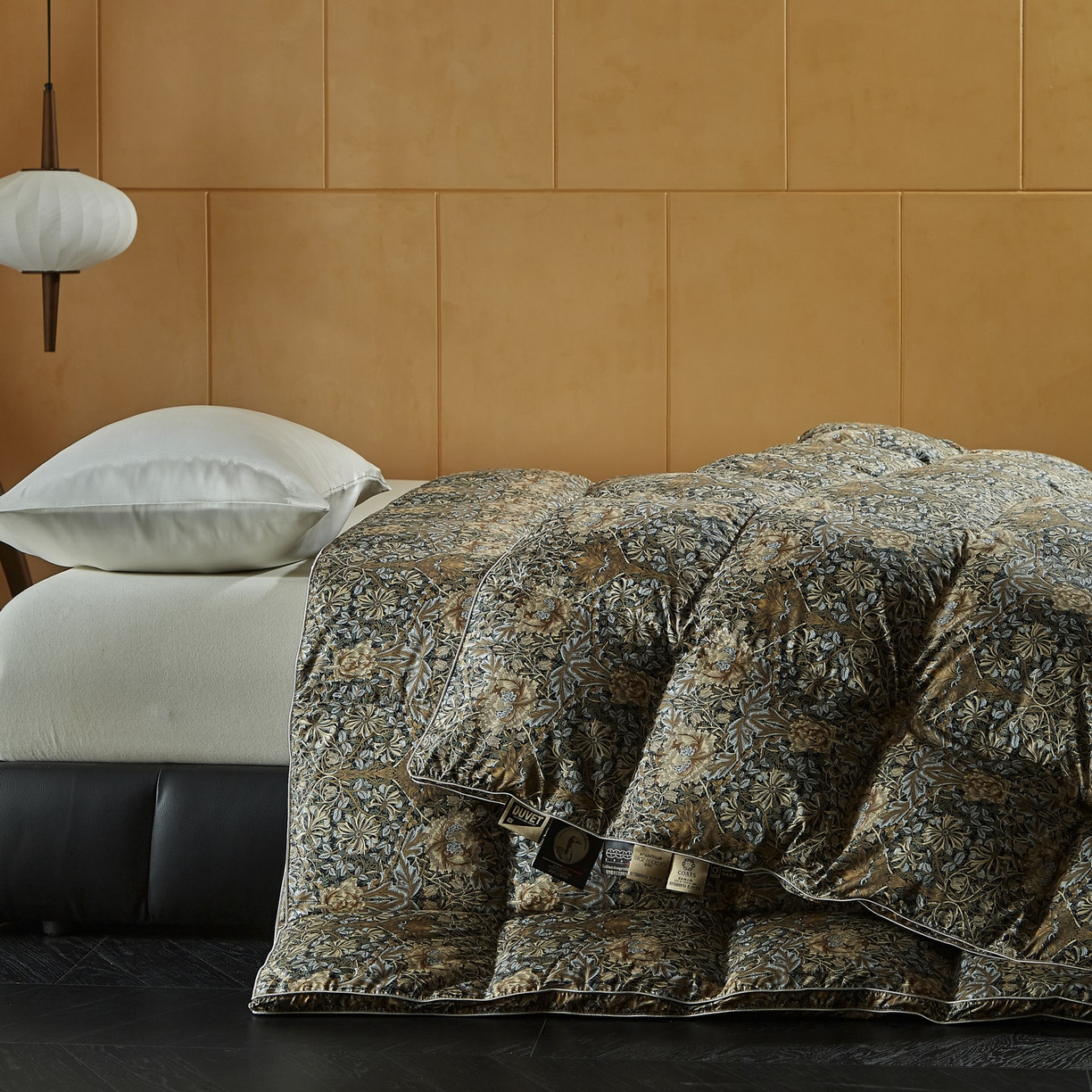 91家纺网 家纺一手货源 找家纺 暖羽屋羽绒馆 2025新款国标95鸭绒被子 风情春秋被 羽绒被 婚庆羽绒被芯 双人加厚冬被 H 风情