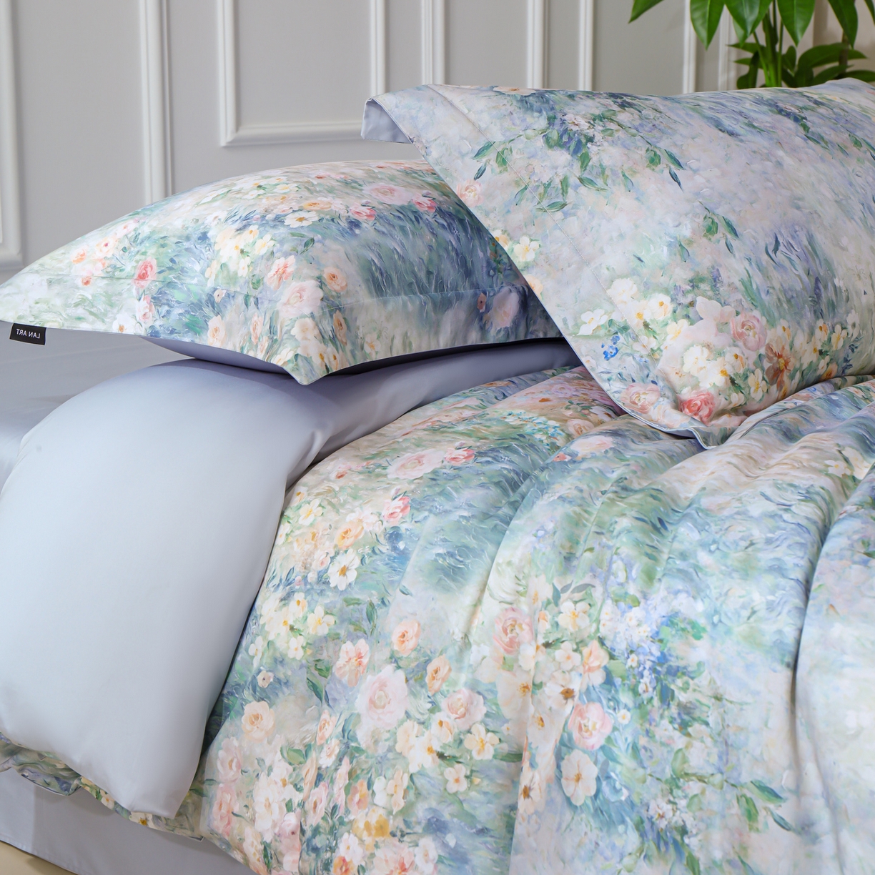 91家纺网 家纺一手货源 找家纺 洺兰家居 2025新款100支全棉新疆棉数码印花四件套长绒棉贴边床单床笠床上用品套件-专版（控价标准235加大255床笠245） 莫奈花园