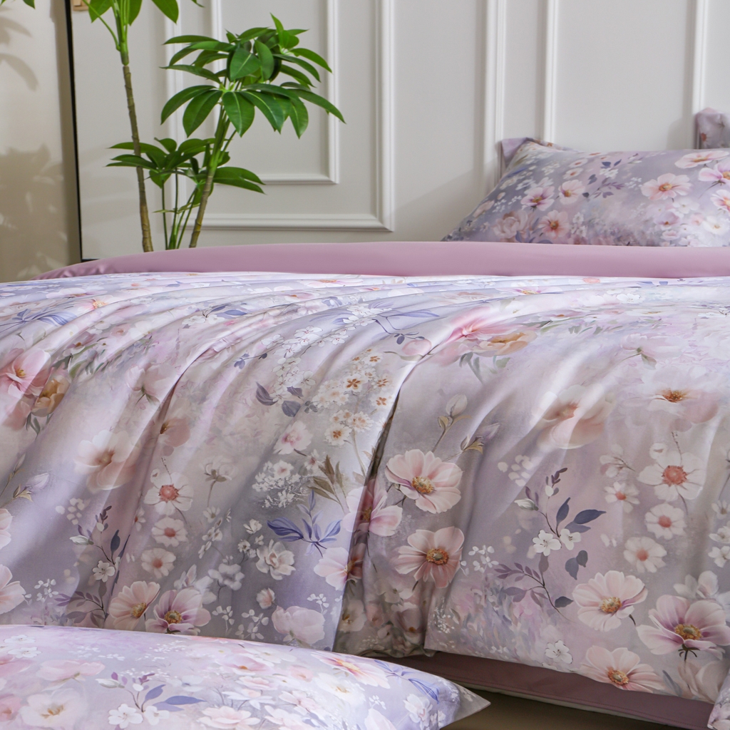 91家纺网 家纺一手货源 找家纺 洺兰家居 2025新款100支全棉新疆棉数码印花四件套长绒棉贴边床单床笠床上用品套件-专版（控价标准235加大255床笠245） 琪花瑶草