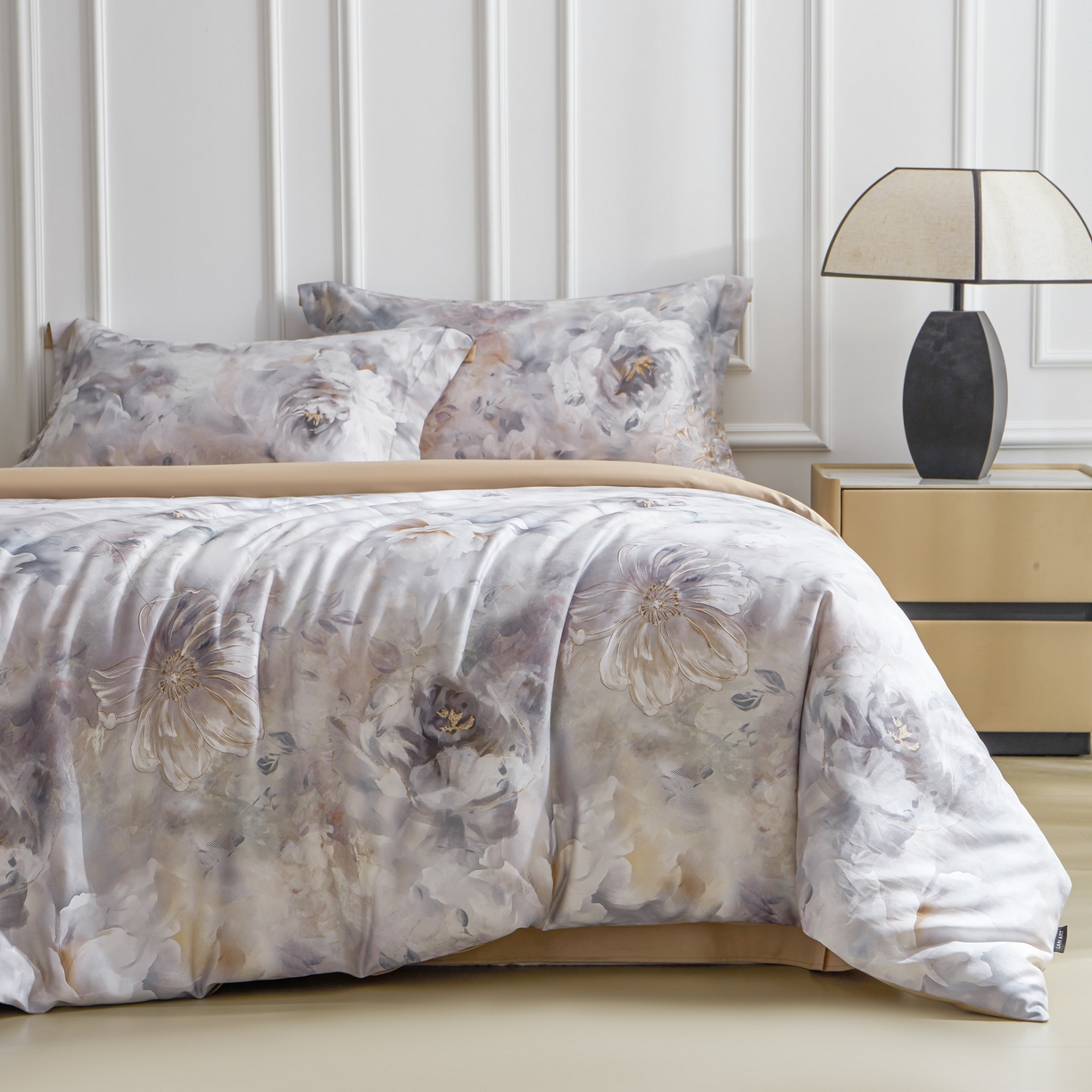 91家纺网 家纺一手货源 找家纺 洺兰家居 2025新款100支全棉新疆棉数码印花四件套长绒棉贴边床单床笠床上用品套件-专版（控价标准235加大255床笠245） 雾里看花