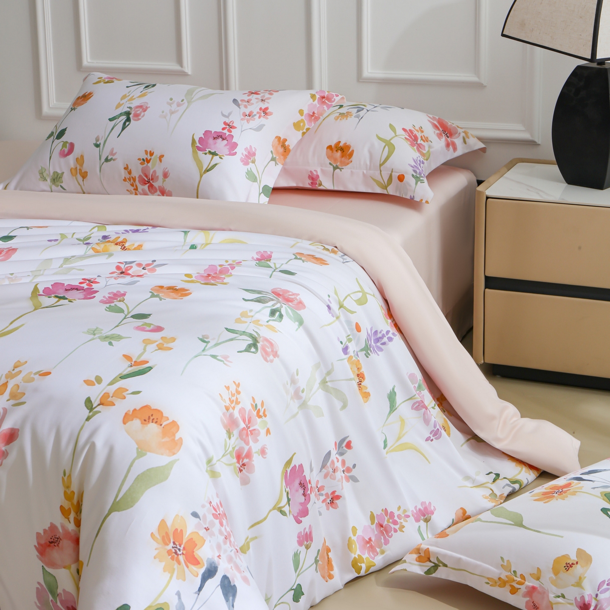 91家纺网 家纺一手货源 找家纺 洺兰家居 2025新款100支全棉新疆棉数码印花四件套长绒棉贴边床单床笠床上用品套件-专版（控价标准235加大255床笠245） 夏日和煦