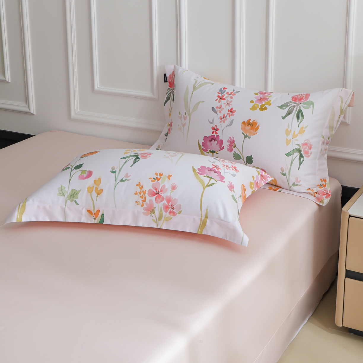 91家纺网 家纺一手货源 找家纺 洺兰家居 2025新款100支全棉新疆棉数码印花四件套长绒棉贴边床单床笠床上用品套件-专版（控价标准235加大255床笠245） 夏日和煦