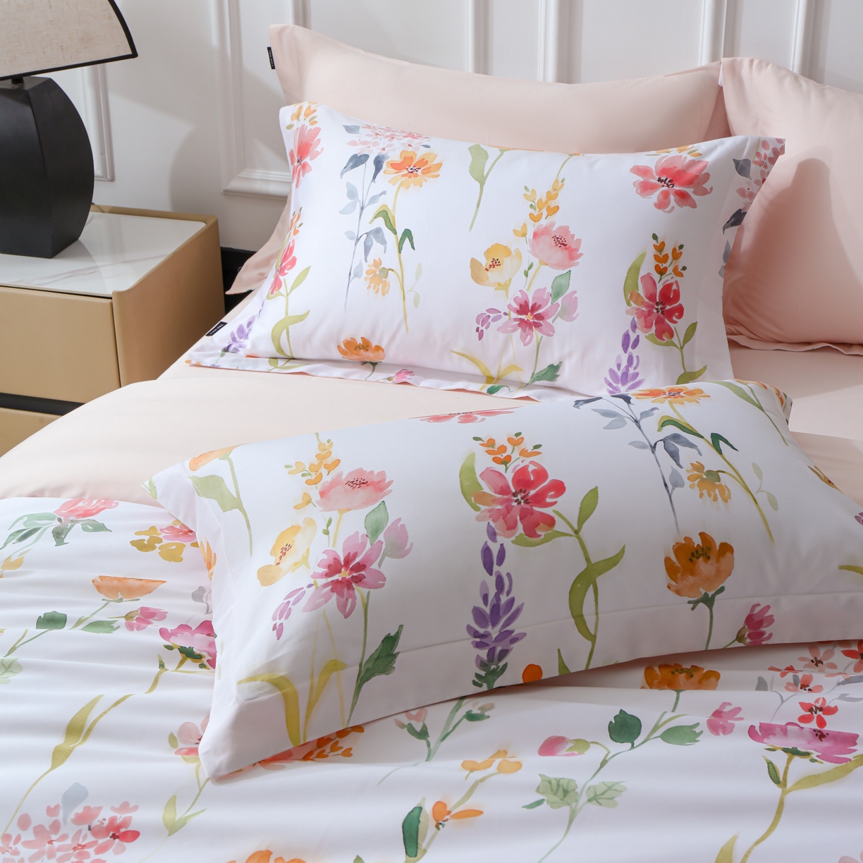 91家纺网 家纺一手货源 找家纺 洺兰家居 2025新款100支全棉新疆棉数码印花四件套长绒棉贴边床单床笠床上用品套件-专版（控价标准235加大255床笠245） 夏日和煦