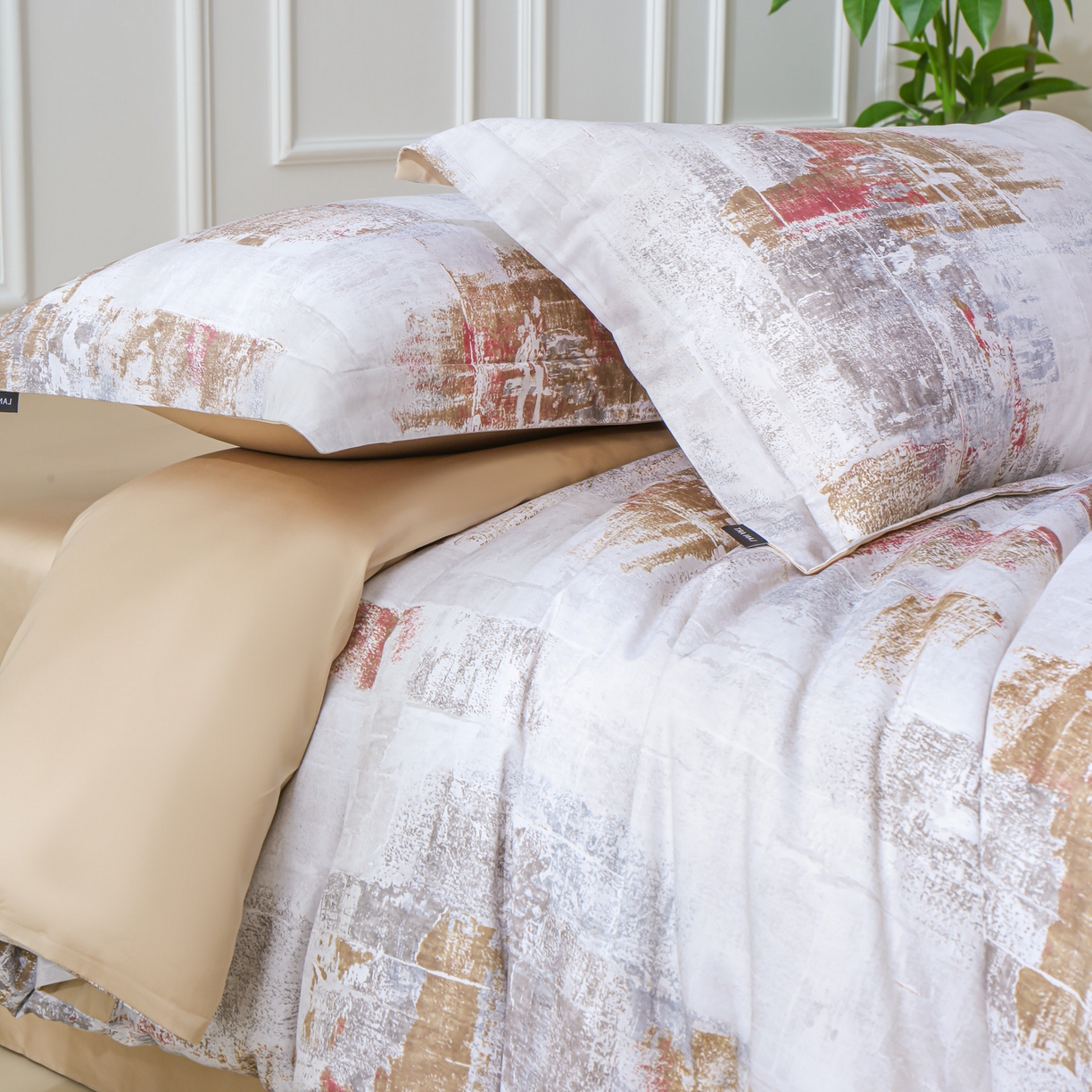 91家纺网 家纺一手货源 找家纺 洺兰家居 2025新款100支全棉新疆棉数码印花四件套长绒棉贴边床单床笠床上用品套件-专版（控价标准235加大255床笠245） 小城故事