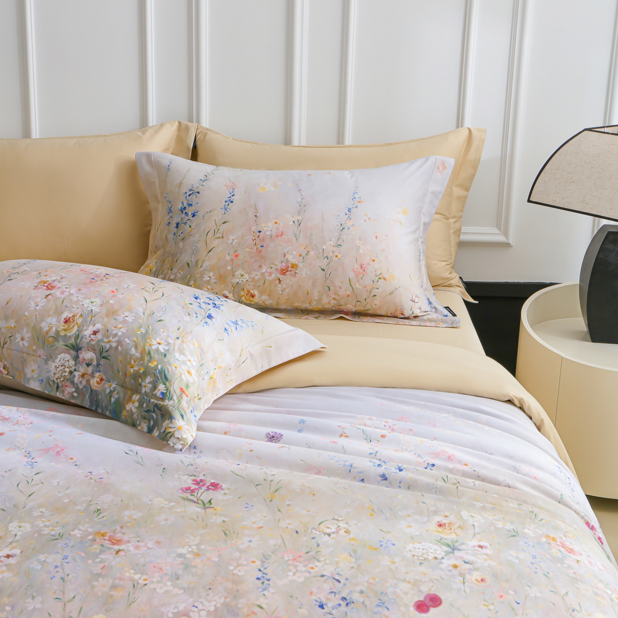 91家纺网 家纺一手货源 找家纺 洺兰家居 2025新款100支全棉新疆棉数码印花四件套长绒棉贴边床单床笠床上用品套件-专版（控价标准235加大255床笠245） 绚丽花溪