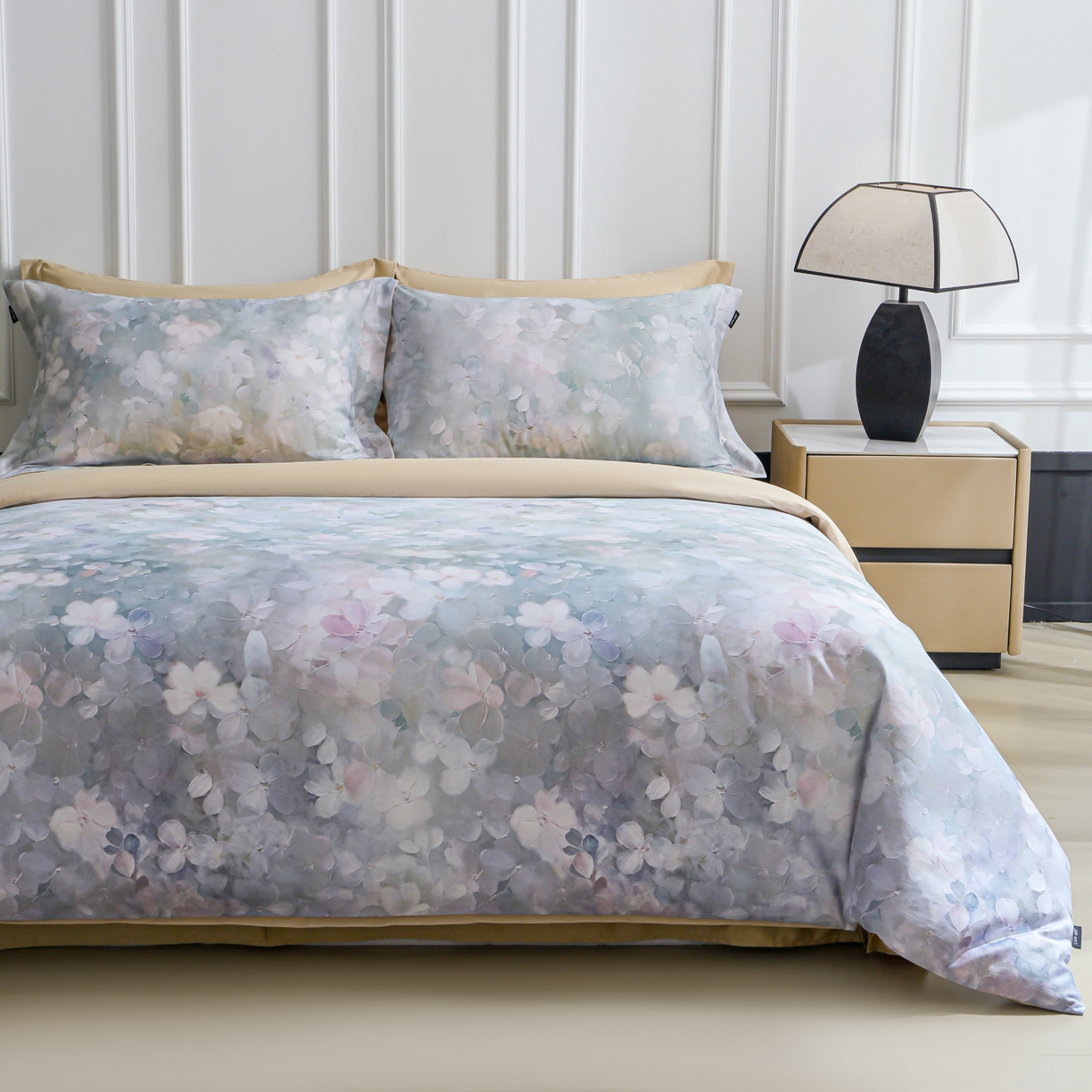 91家纺网 家纺一手货源 找家纺 洺兰家居 2025新款100支全棉新疆棉数码印花四件套长绒棉贴边床单床笠床上用品套件-专版（控价标准235加大255床笠245） 伊甸花园-绿