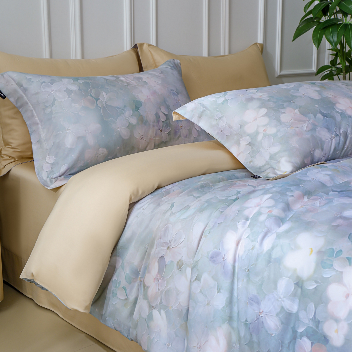 91家纺网 家纺一手货源 找家纺 洺兰家居 2025新款100支全棉新疆棉数码印花四件套长绒棉贴边床单床笠床上用品套件-专版（控价标准235加大255床笠245） 伊甸花园-绿