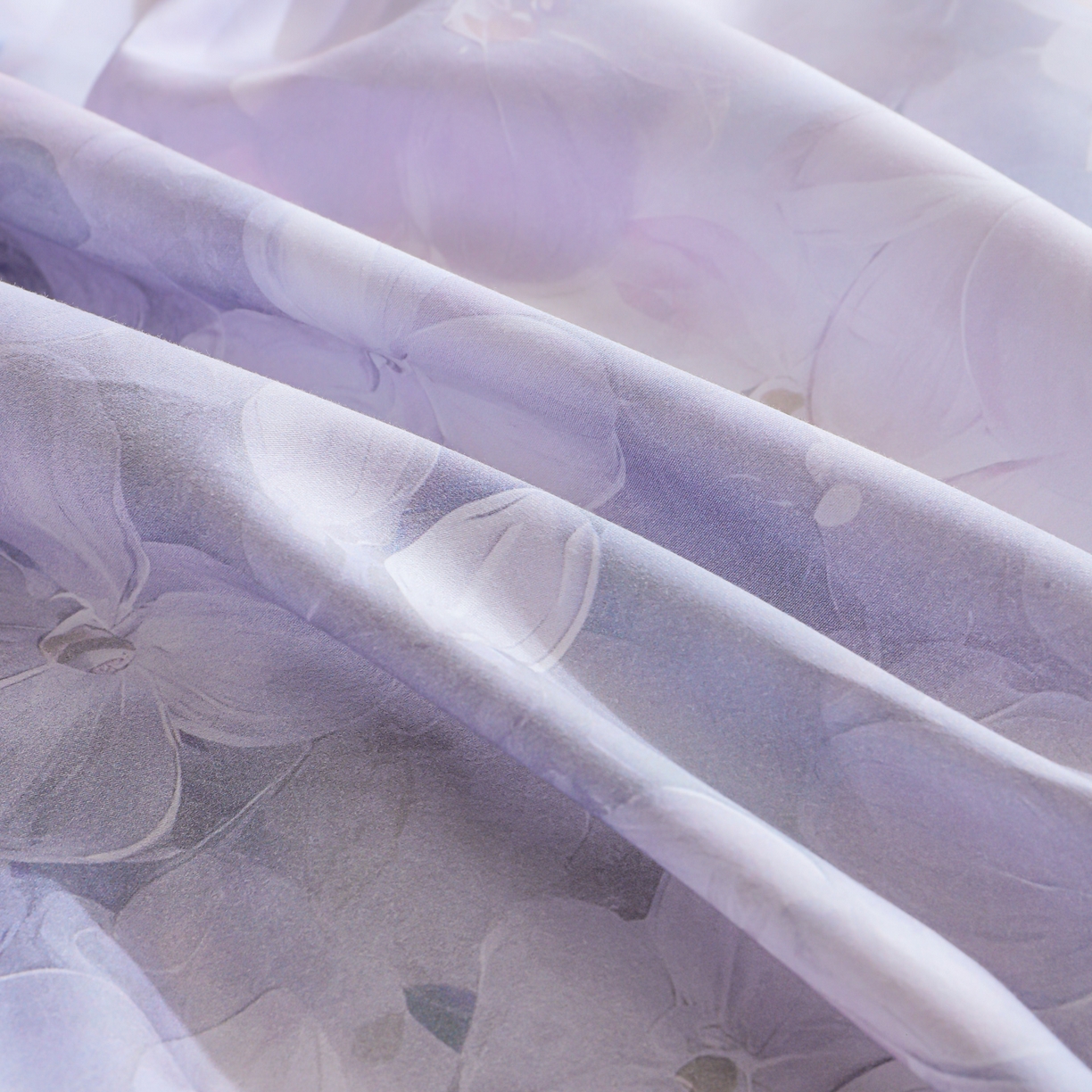 91家纺网 家纺一手货源 找家纺 洺兰家居 2025新款100支全棉新疆棉数码印花四件套长绒棉贴边床单床笠床上用品套件-专版（控价标准235加大255床笠245） 伊甸花园-紫