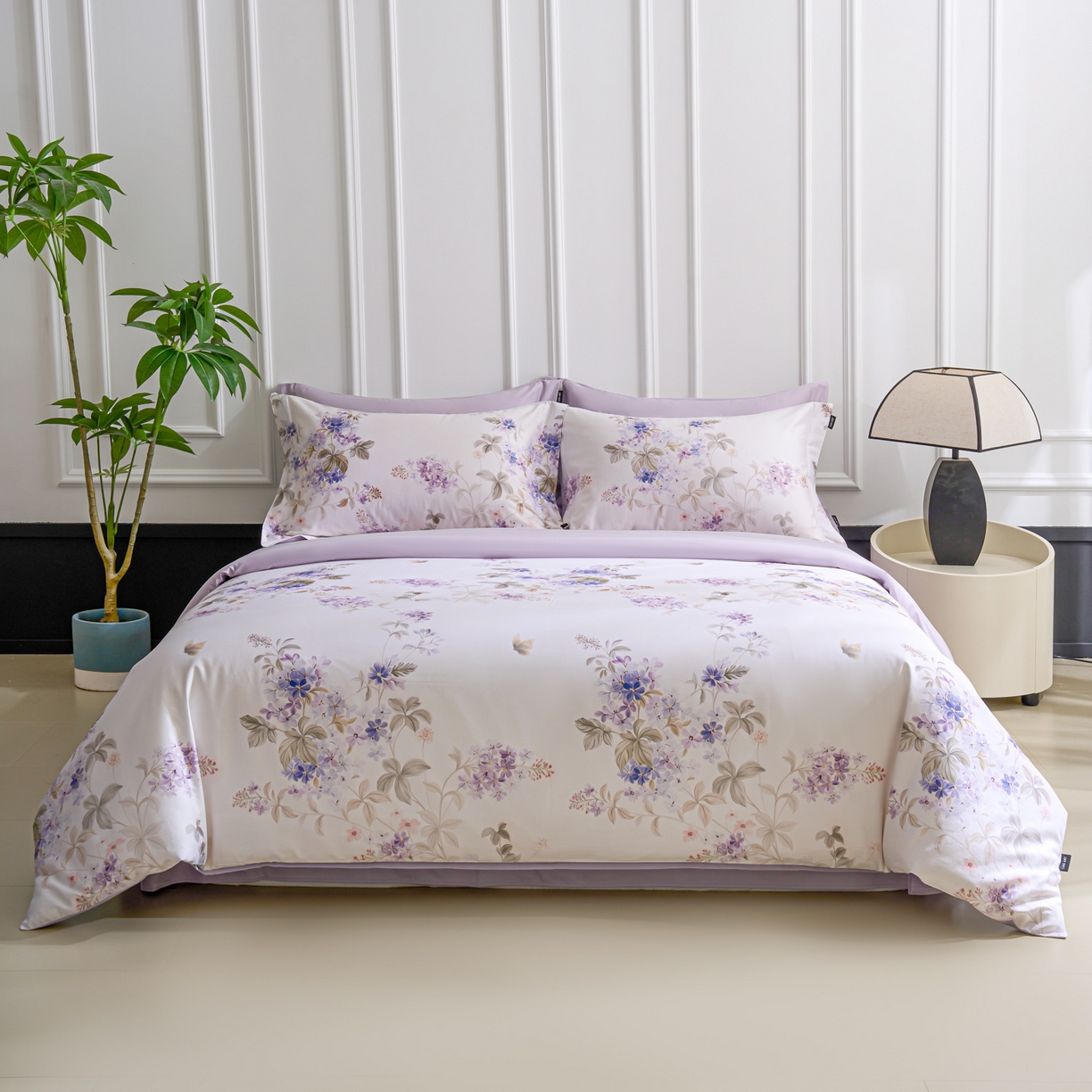 91家纺网 家纺一手货源 找家纺 洺兰家居 2025新款100支全棉新疆棉数码印花四件套长绒棉贴边床单床笠床上用品套件-专版（控价标准235加大255床笠245） 悦下花影-紫
