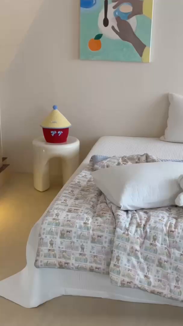 91家纺网 家纺一手货源 找家纺 月夏 2025新款全棉数码印花高克重豆豆被 猫猫小画家