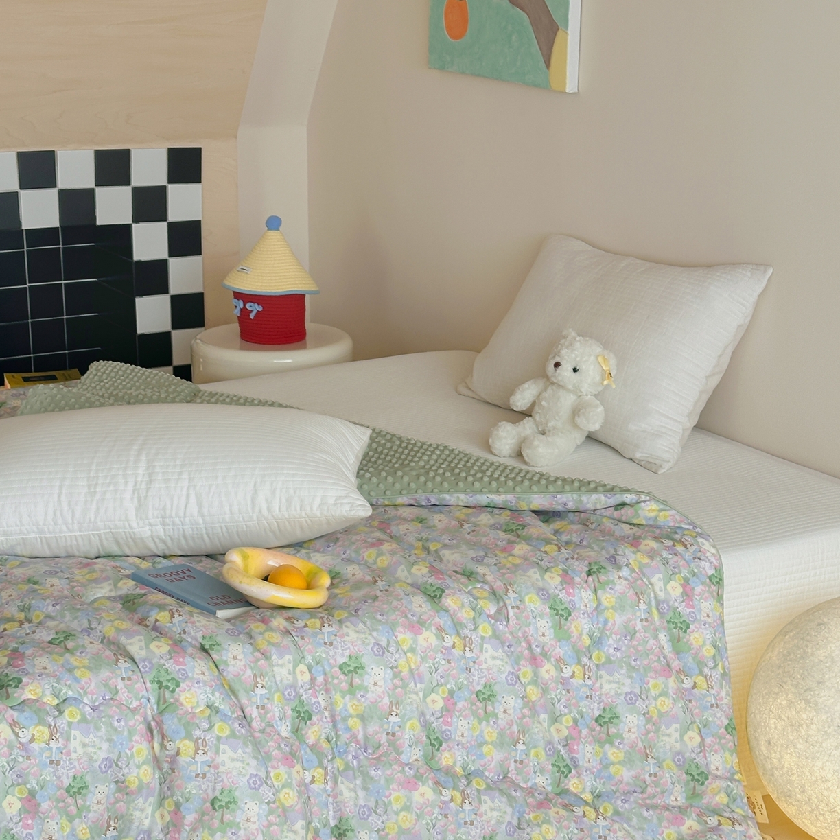 91家纺网 家纺一手货源 找家纺 月夏 2025新款全棉数码印花高克重豆豆被 油画小兔