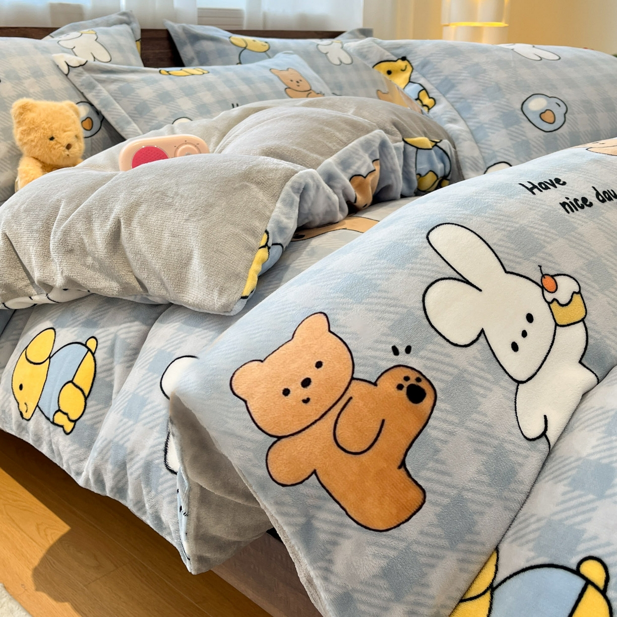 91家纺网 家纺一手货源 找家纺 （总）女子家纺 2025新款高克重加厚保暖牛奶绒印花四件套