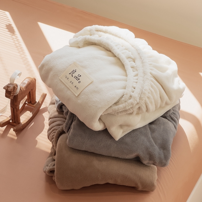 91家纺网 家纺一手货源 找家纺 （总）857家居 2025新款高克重牛奶绒床单床笠系列