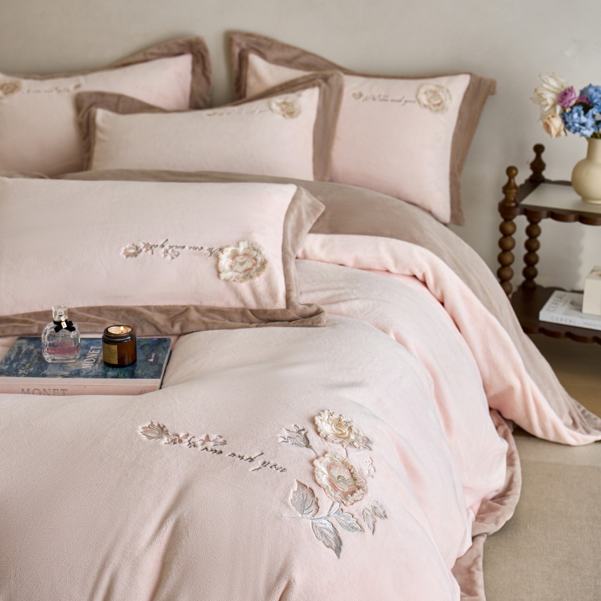 91家纺网 家纺一手货源 找家纺 （总）瑞雪家居 2025新款270g全消光牛奶绒四件套-甜心奶泡系列