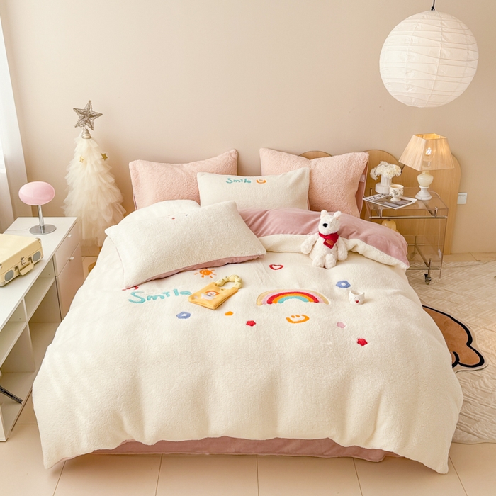 懒猫家纺 2025新款羊羔绒毛巾绣四件套 彩虹心情