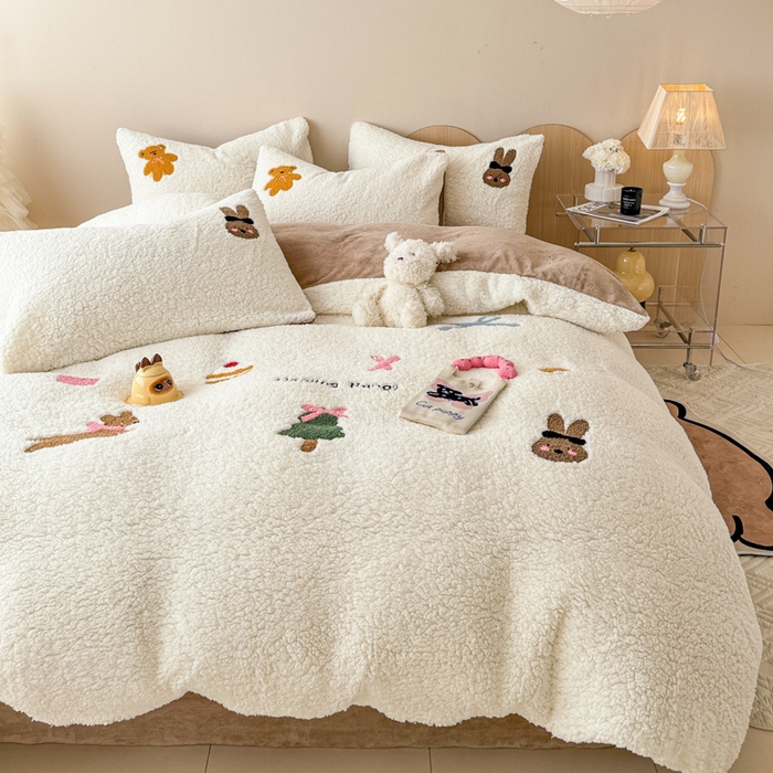 91家纺网 家纺一手货源 找家纺 懒猫家纺 2025新款羊羔绒毛巾绣四件套 奇妙兔