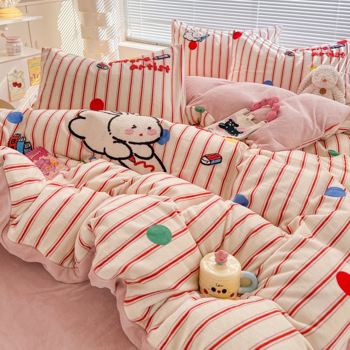 91家纺网 家纺一手货源 找家纺 （总）懒猫家纺 2025新款印花牛奶绒毛巾绣四件套