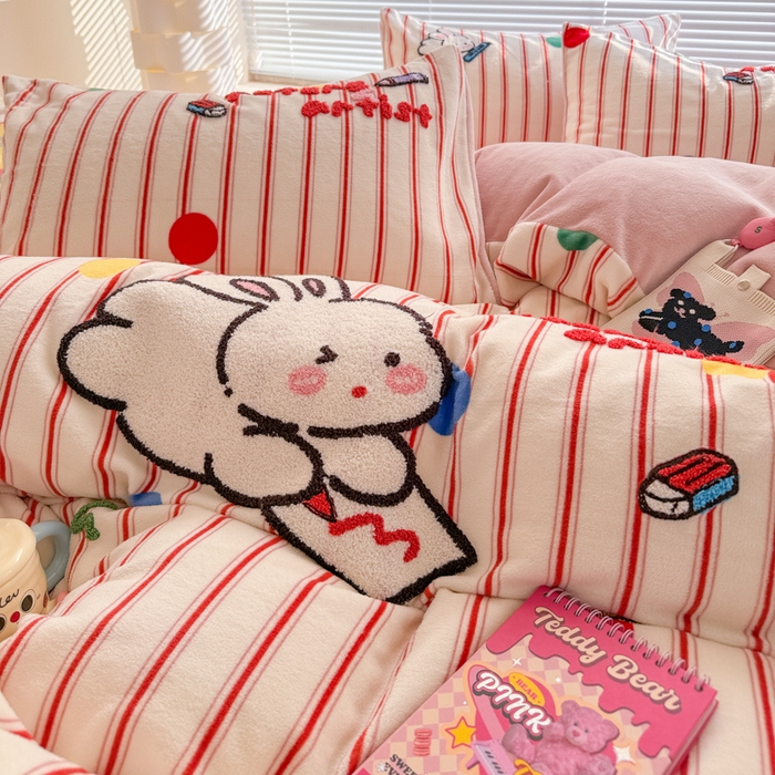 91家纺网 家纺一手货源 找家纺 懒猫家纺 2025新款印花牛奶绒毛巾绣四件套 画画小兔